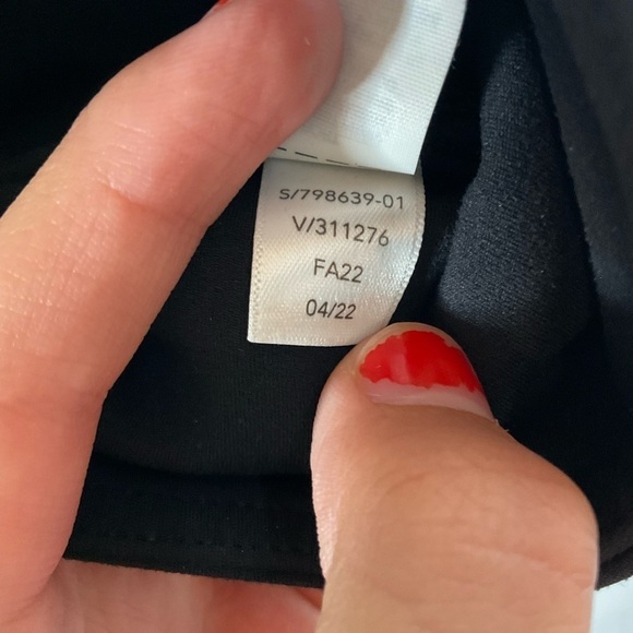 Athleta Salutation Lasercut Tight Black Leggings Size Large - Picture 6 of 7